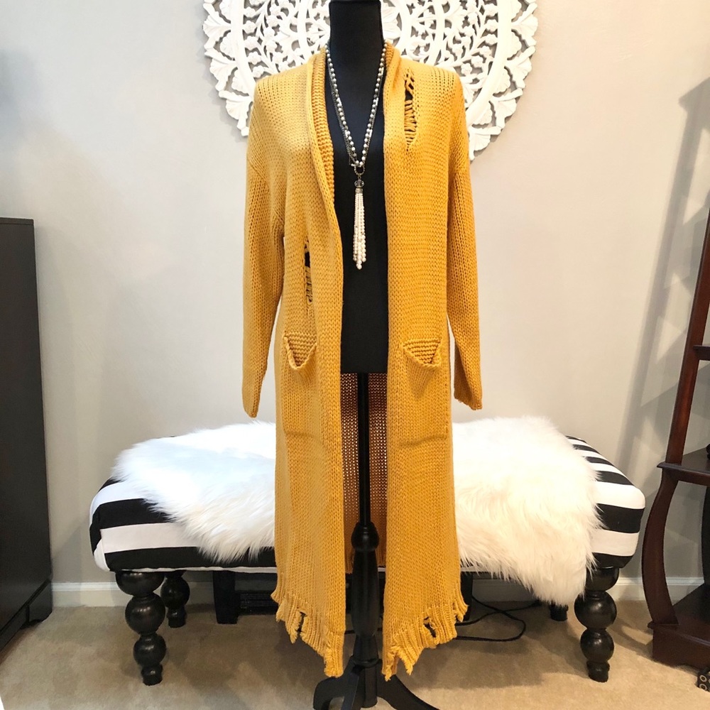 Trendy Long Duster🌻NWOT🌻